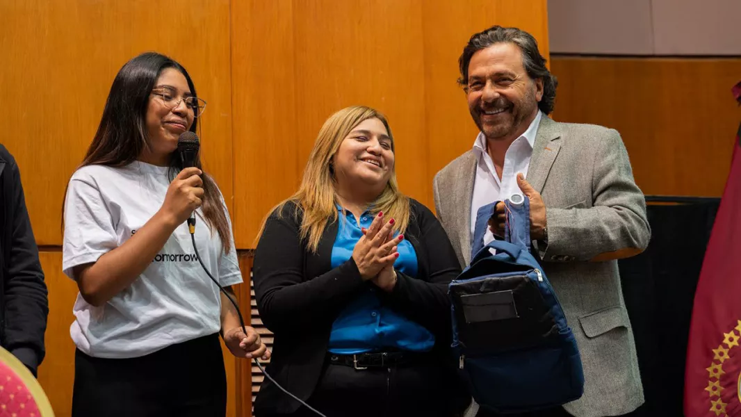 107301-saenz-los-jovenes-nos-ensenian-que-el-consenso-y-la-solidaridad-construyen-futuro